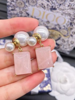 Replica Designer Dior Fashion Imitation Pearl Metal Stud Earrings