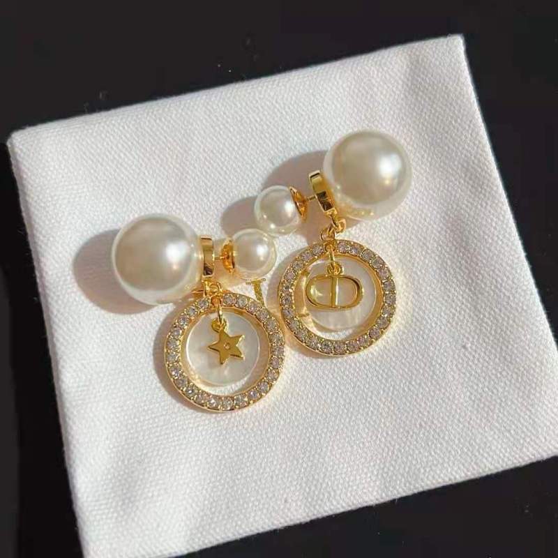 Replica Designer Dior Fashion Pearl Earrings