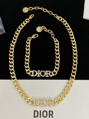 Replica Designer Dior Fashion Rhinestone Letter Necklace
