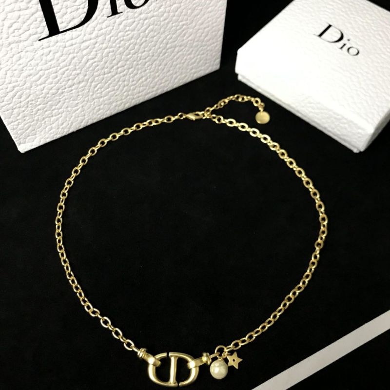 Replica Designer Dior Simple Letter Imitation Pearl Necklace