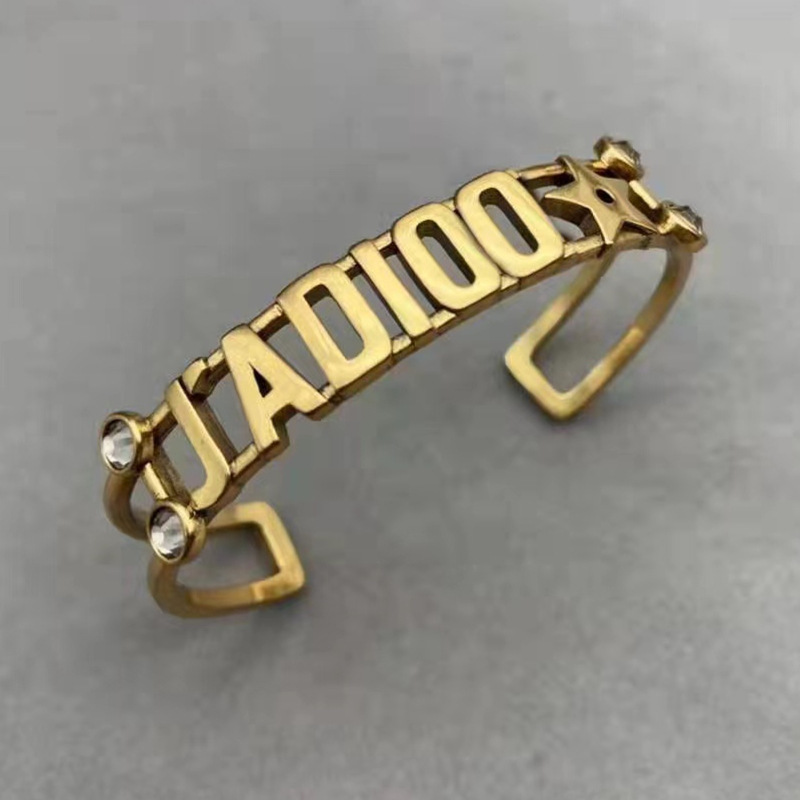 Replica Designer Dior Simple Metal Letter Open Bracelet