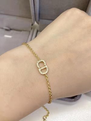 Replica Designer Dior Simple Rhinestone Letter Bracelet