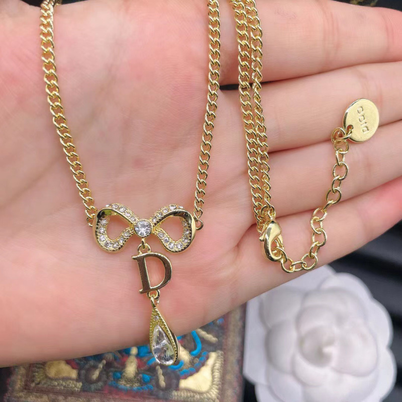 Replica Designer Dior Vintage Metal Letter Necklace