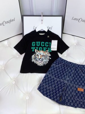 Replica Designer Gucci Kid Boy Printing Round Neck Short-Sleeved T-Shirt And Shorts 2pcs Set