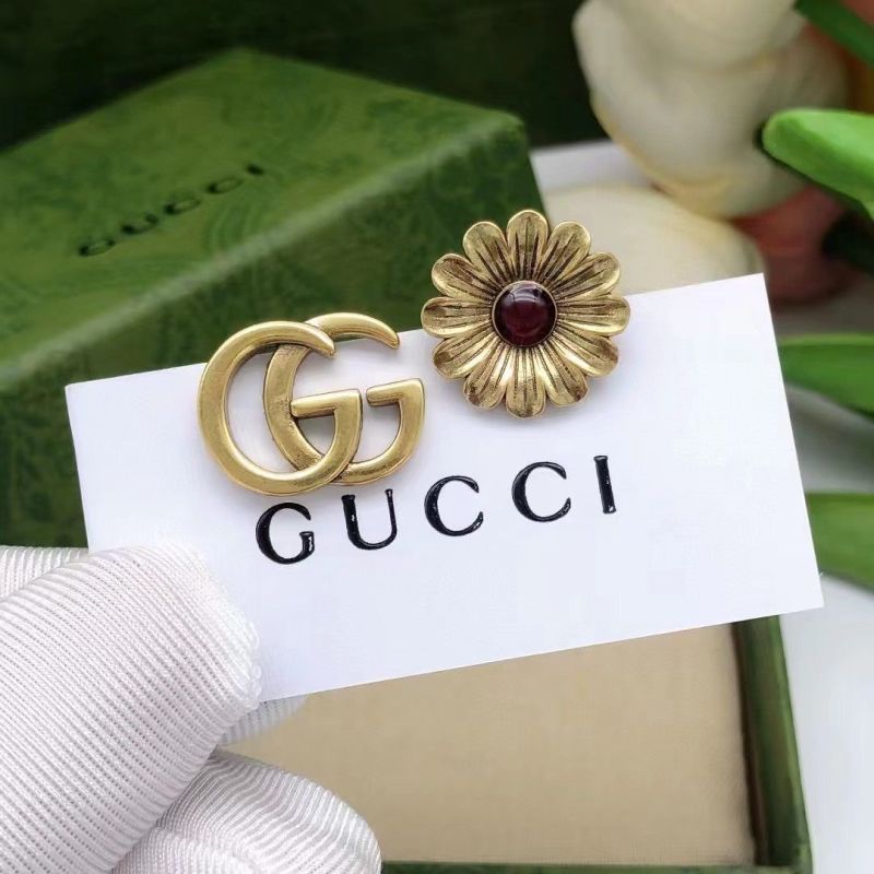 Replica Designer Gucci Vintage Daisy Letter G Stud Earrings