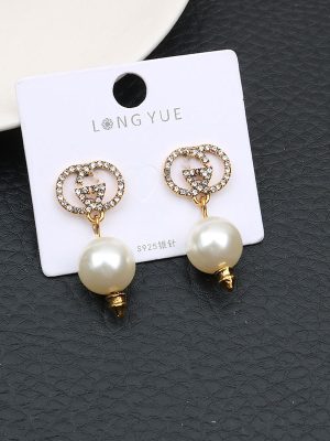 Replica Designer Gucci Women Retro Pearl Bronze Tassel Back Hanging Earrings