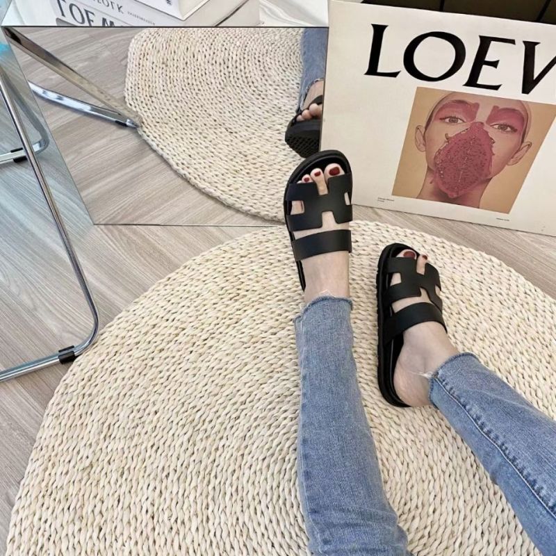 Replica Designer Hermes Women Fashion H Leather Thick-Soled Slippers
