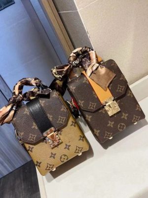 Replica Designer Louis Vuitton Fashion Alphabet Print Metal Buckle Shoulder Bag