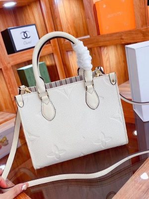 Replica Designer Louis Vuitton Simple Solid Color Embossed Shoulder Tote Bag
