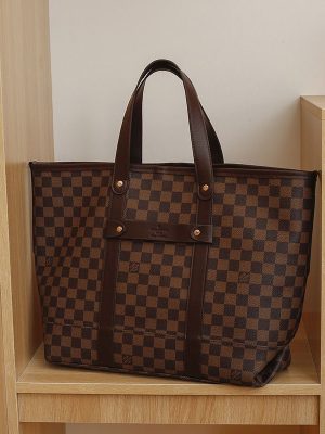 Replica Designer Louis Vuitton Women Classic Checkerboard Large-Capacity One-Shoulder Bag
