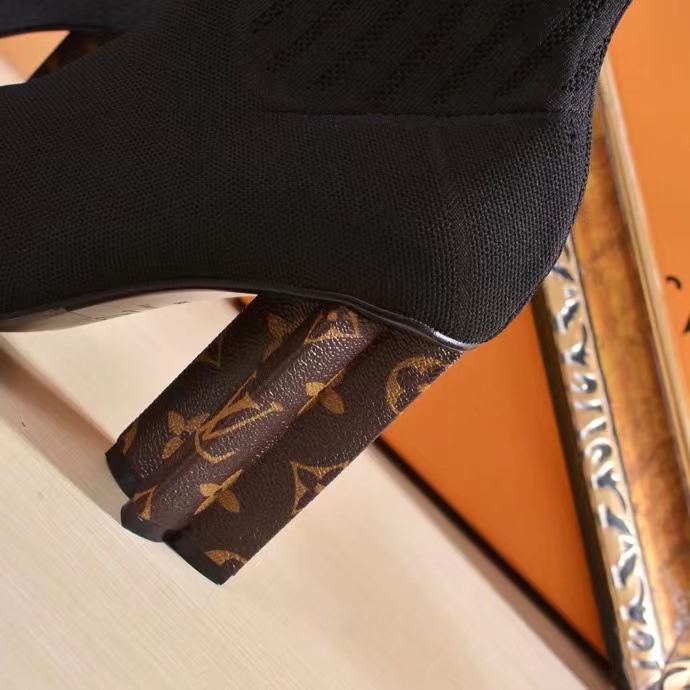 Replica Lv Shoes 16OR810