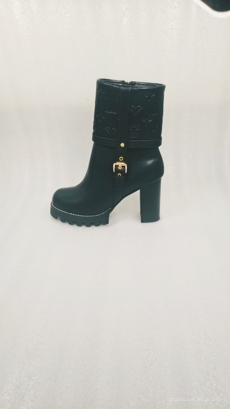 Replica Lv Shoes 16OR730